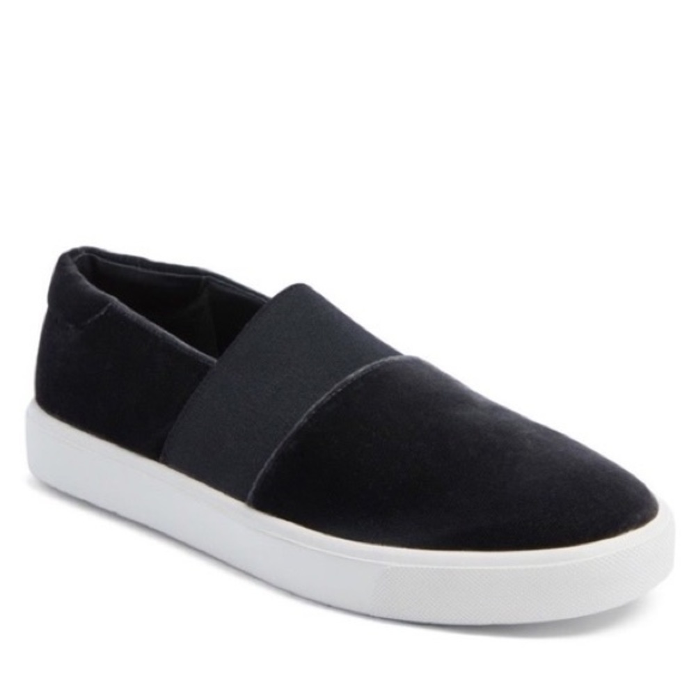 Vince Corbin Slip-on Sneaker in Pewter Velvet